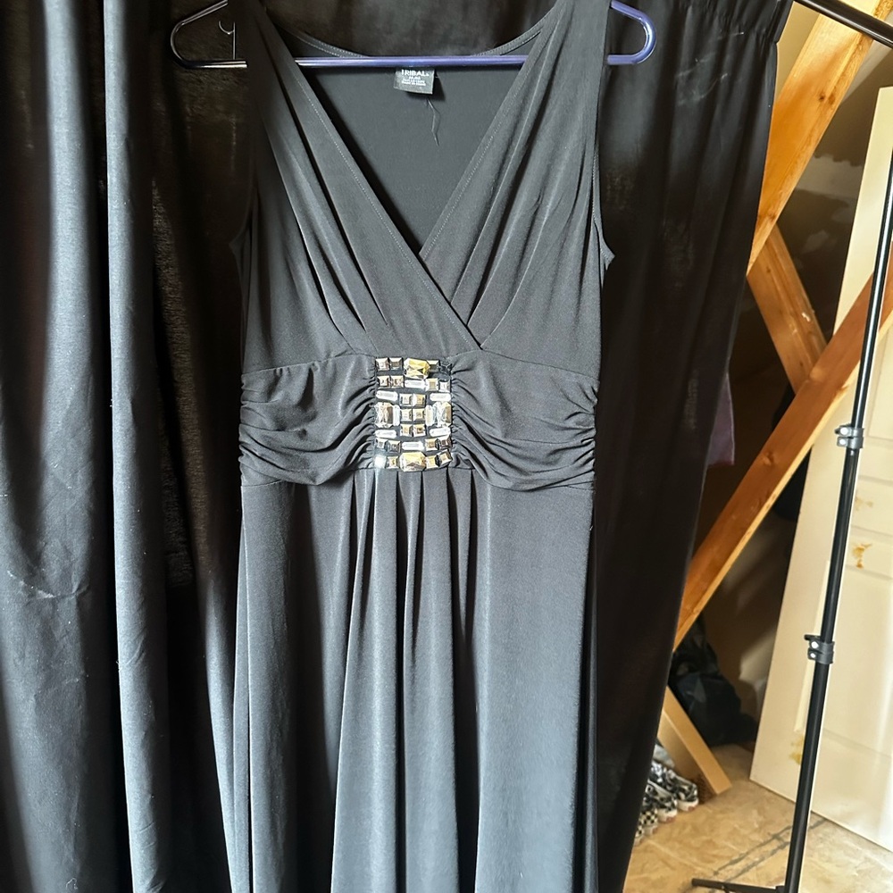 Tribal Gray Sleeveless V-Neck Maxi Gown